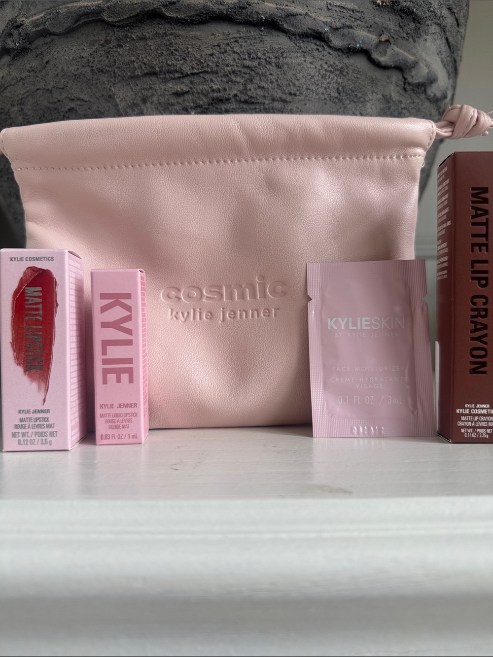 Kylie Cosmetics Pink Cosmetic Bag & Lip Set by Kylie Jenner - Soft Pink